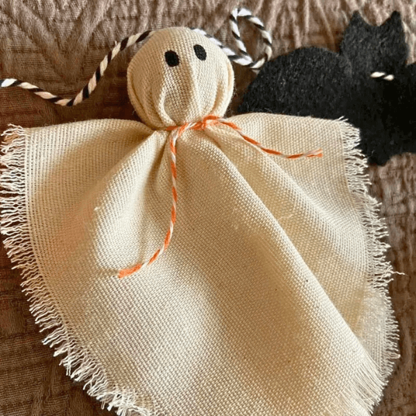 Handmade Spooky Chic Ghost & Pumpkin Garland