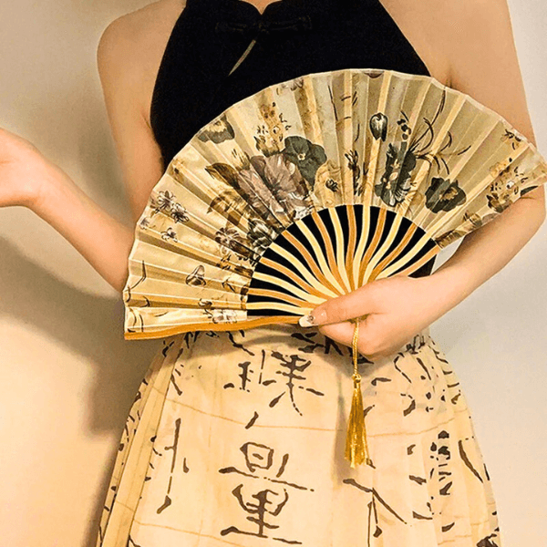 Handmade Vintage Bloom Folding Fan