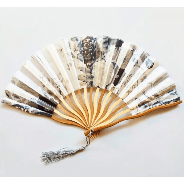 Handmade Vintage Bloom Folding Fan