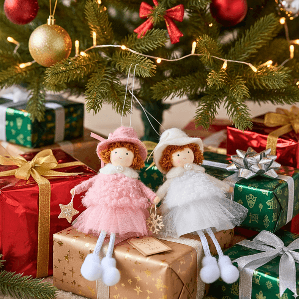Snowbell Sisters – Angels for a Unique Christmas Tree