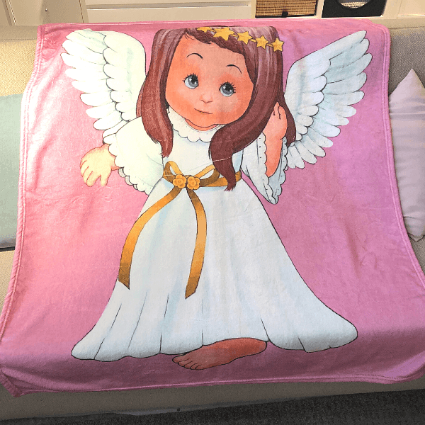 Kids’ angel fleece blanket – for sweet dreams & peace