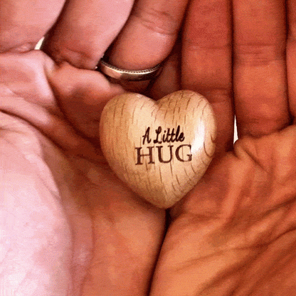 "A Little Hug" Grateful Heart™ Gift Set