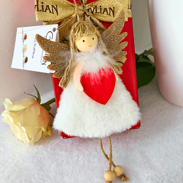 Angels with red heart – add your special name