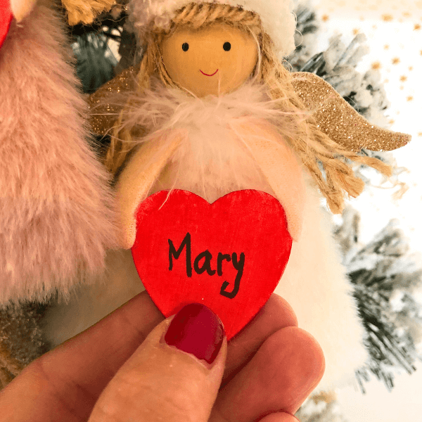 Angels with red heart – add your special name