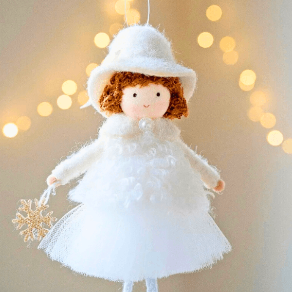 Snowbell Sisters – Angels for a Unique Christmas Tree