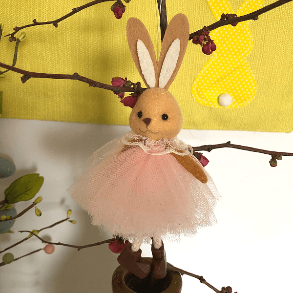 Handmade Easter bunnies – for joyful Easter memories
