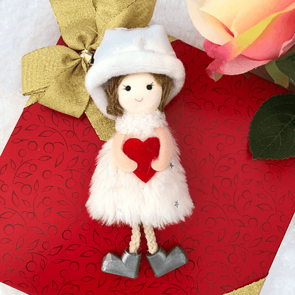 Heartfelt handcrafted dolls – for love & cherished gifts