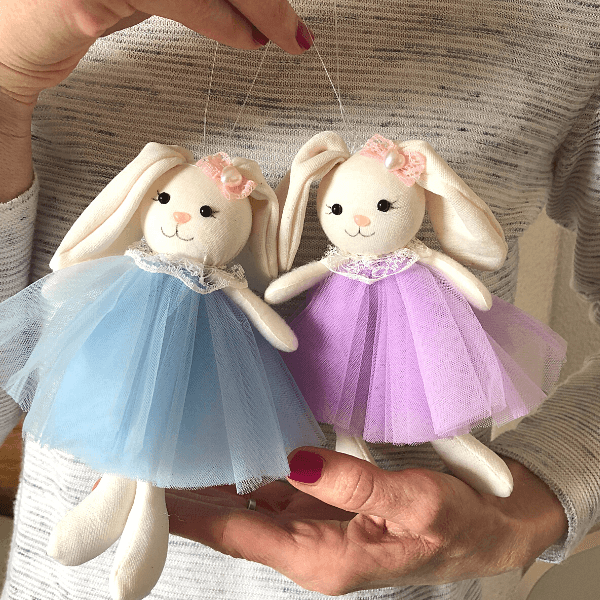 Handmade Easter bunnies – for joyful Easter memories