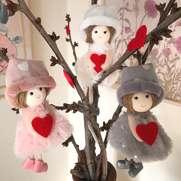 Heartfelt handcrafted dolls – for love & cherished gifts