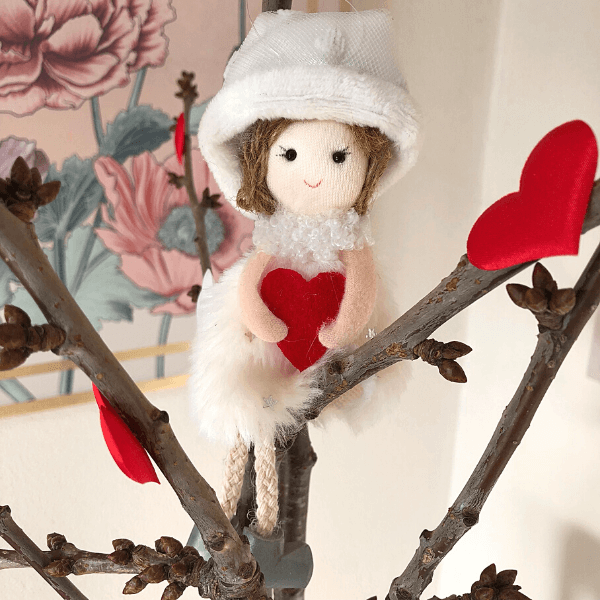 Handmade love dolls with heart