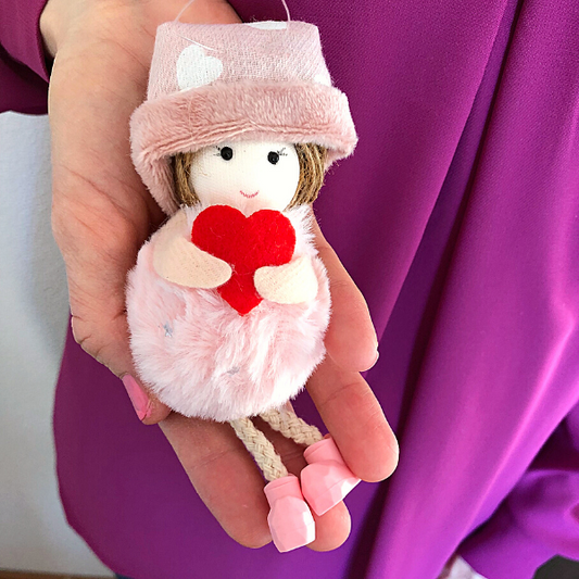 Heartfelt handcrafted dolls – for love & cherished gifts